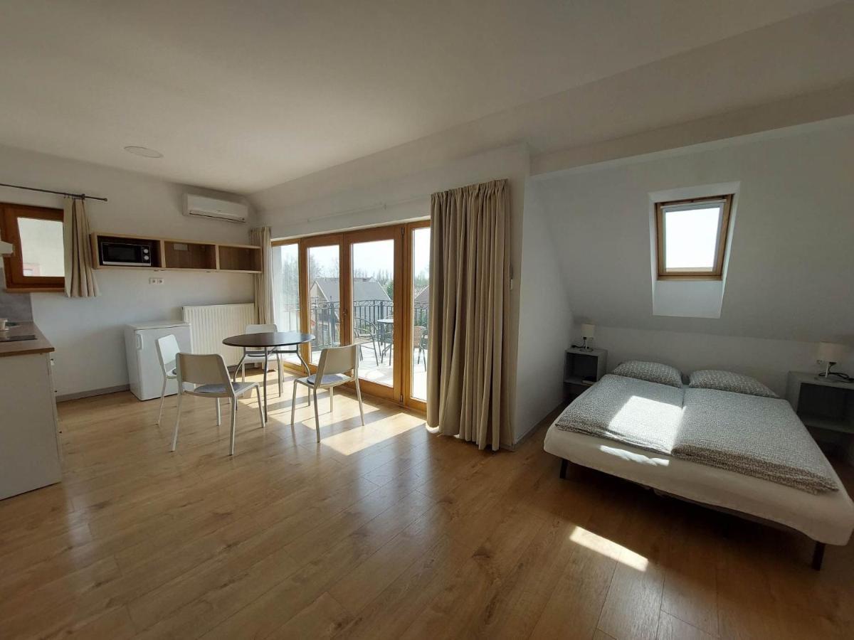 Familia Apartmanház Keszthely Bagian luar foto