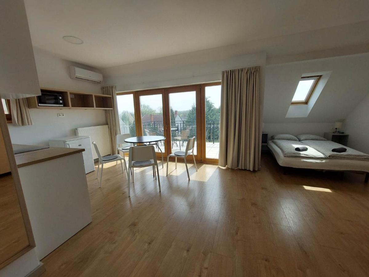Familia Apartmanház Keszthely Bagian luar foto
