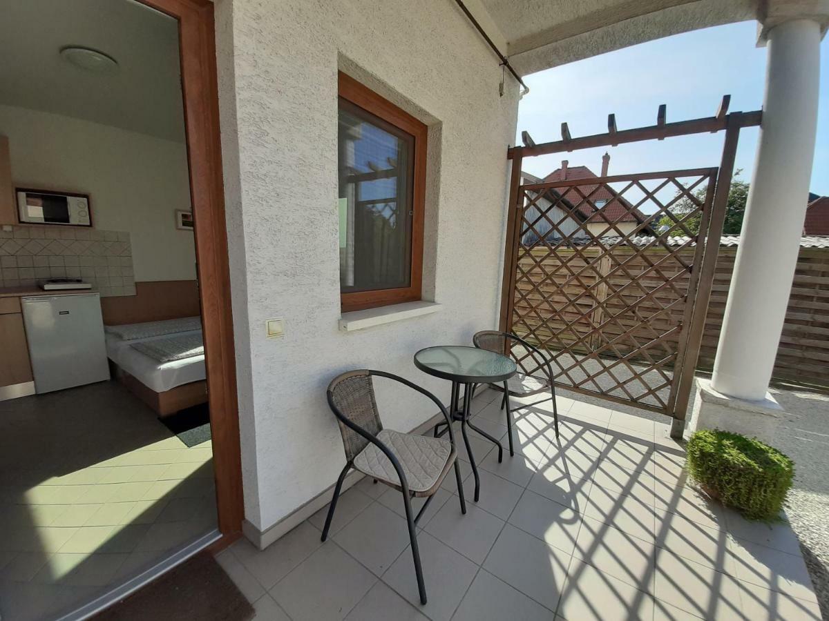 Familia Apartmanház Keszthely Bagian luar foto