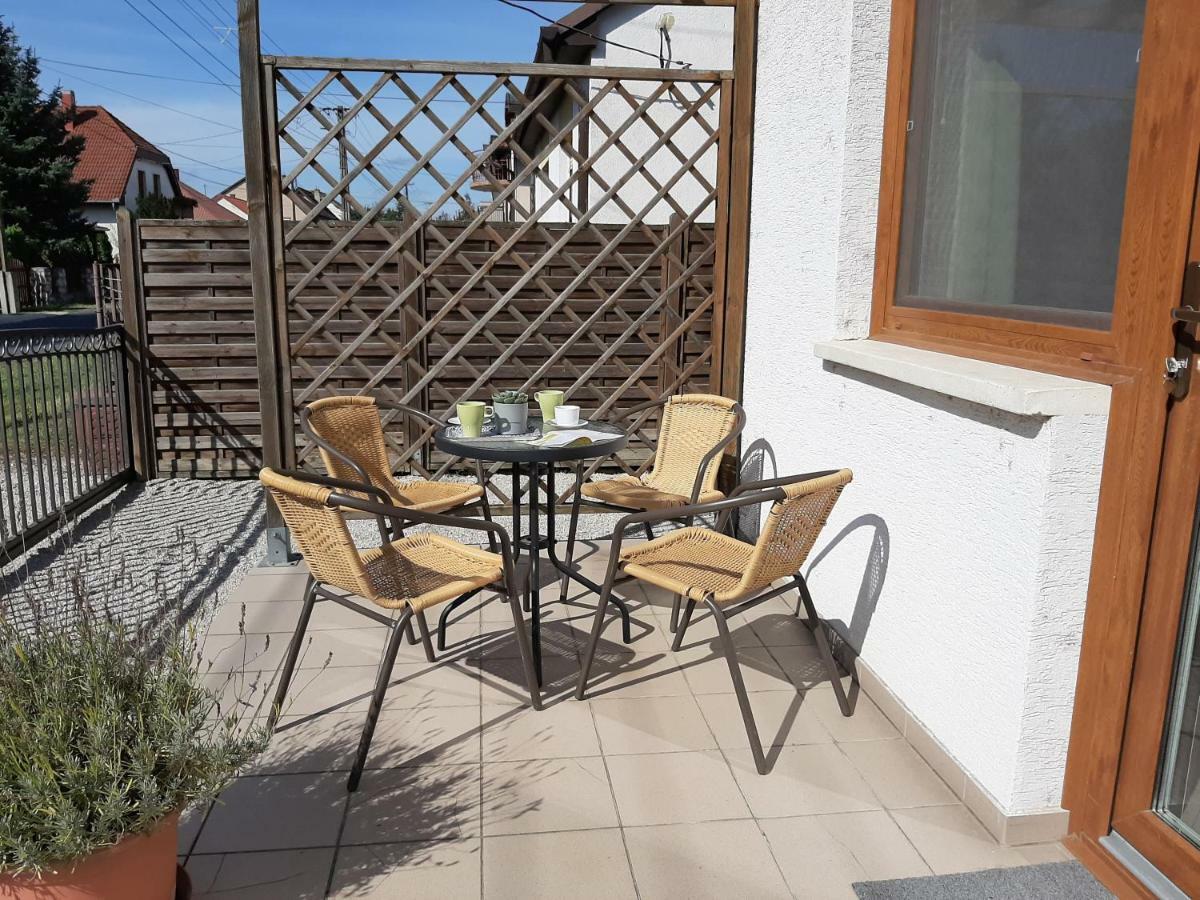 Familia Apartmanház Keszthely Bagian luar foto