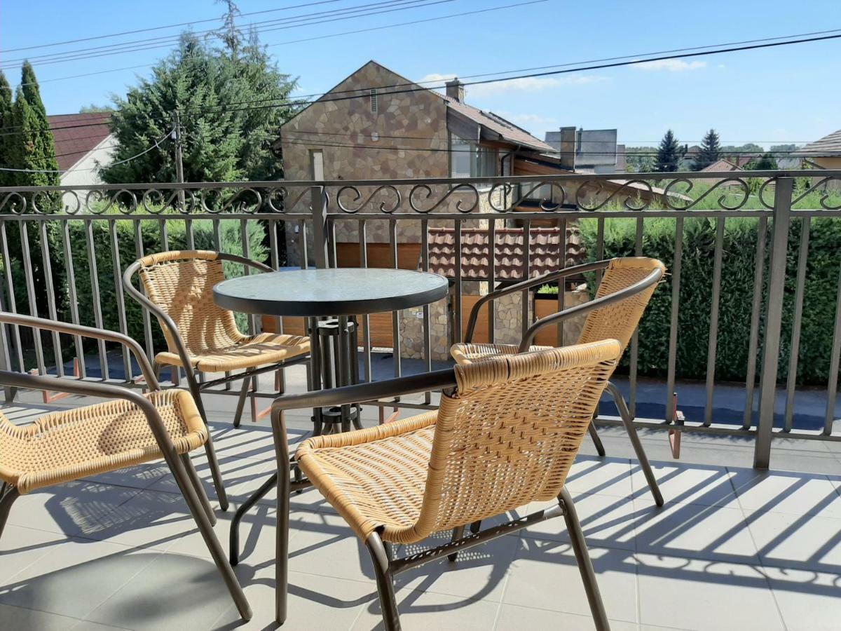 Familia Apartmanház Keszthely Bagian luar foto