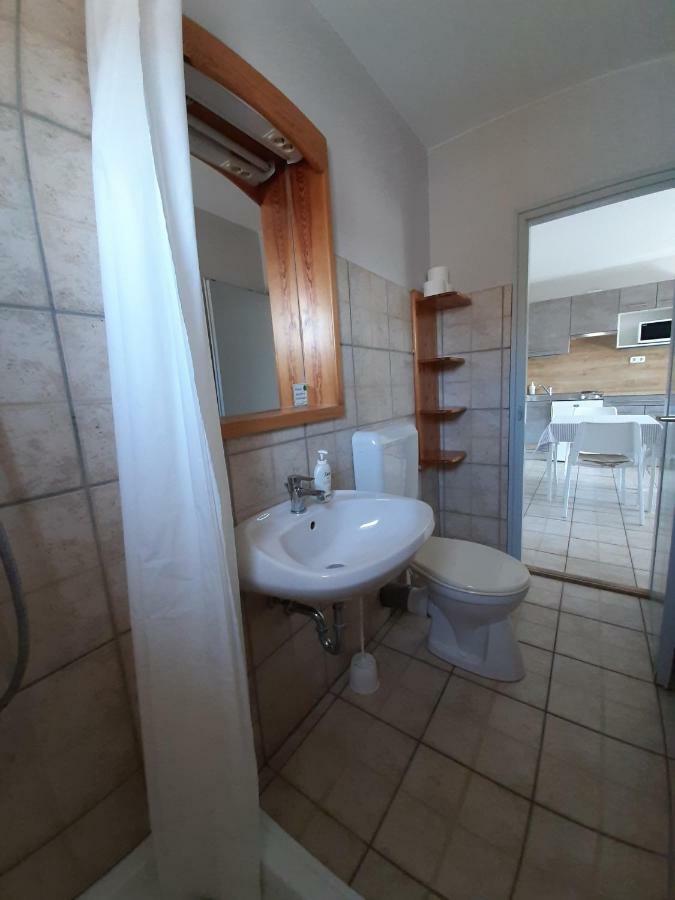 Familia Apartmanház Keszthely Bagian luar foto