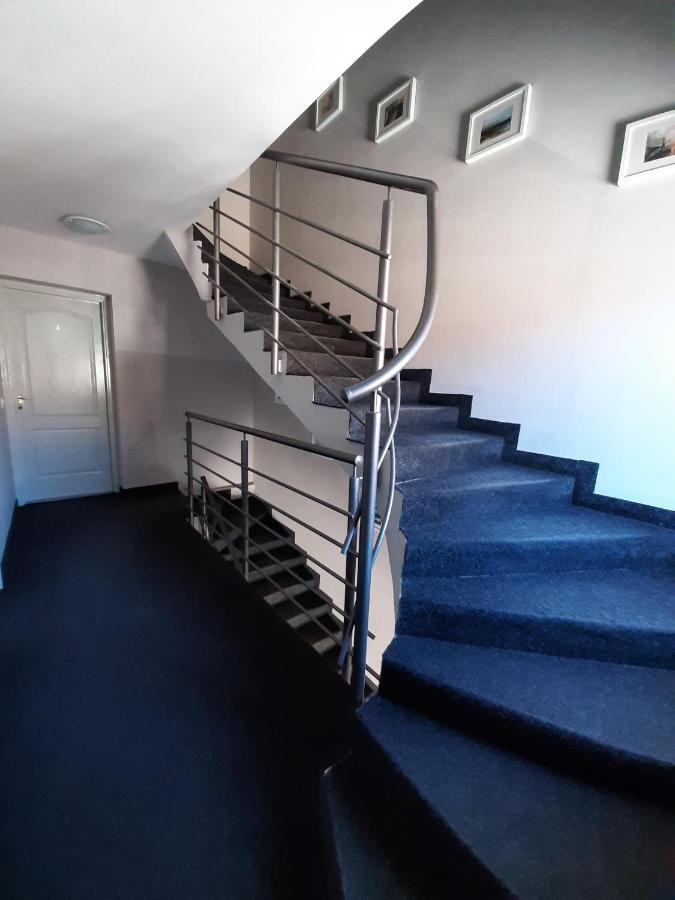 Familia Apartmanház Keszthely Bagian luar foto